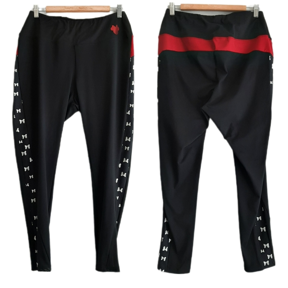 🍒 DISNEY Minnie Athletic Crop Pants Black w/ Bow Side Tape Sz M